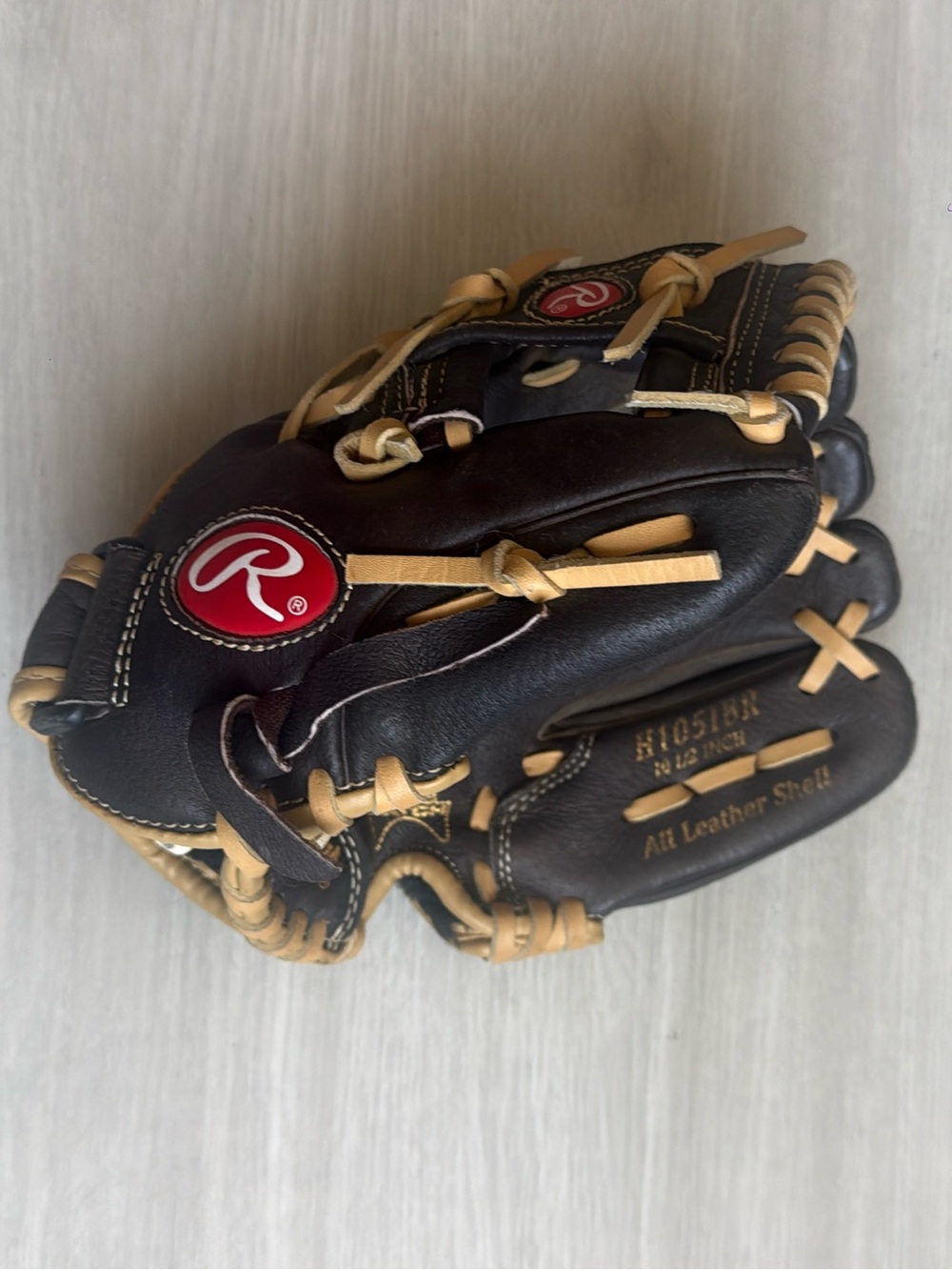 Rawlings Dark Brown and Tan Leather Baseball Glove